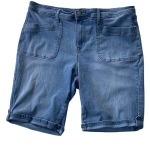 Gloria Vanderbilt Blue Denim Bermuda Shorts